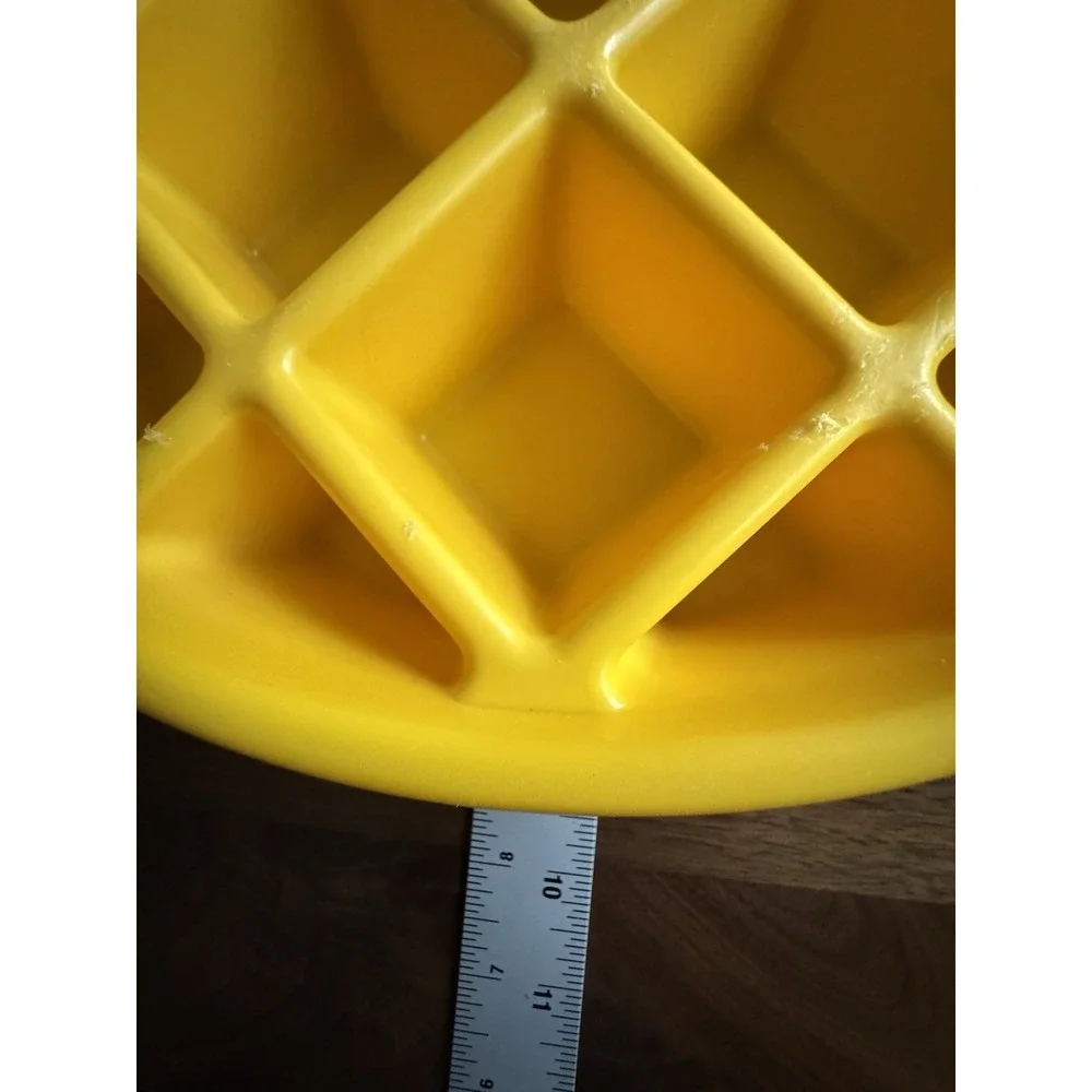Slow Feed Pineapple Shaped Bowl For Dogs ZippyPaws Slower Eating Puzzle Non Slip